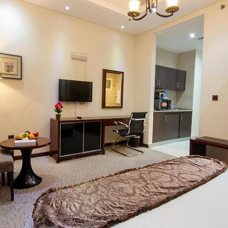 Better Living Apartment Dubai Exterior foto